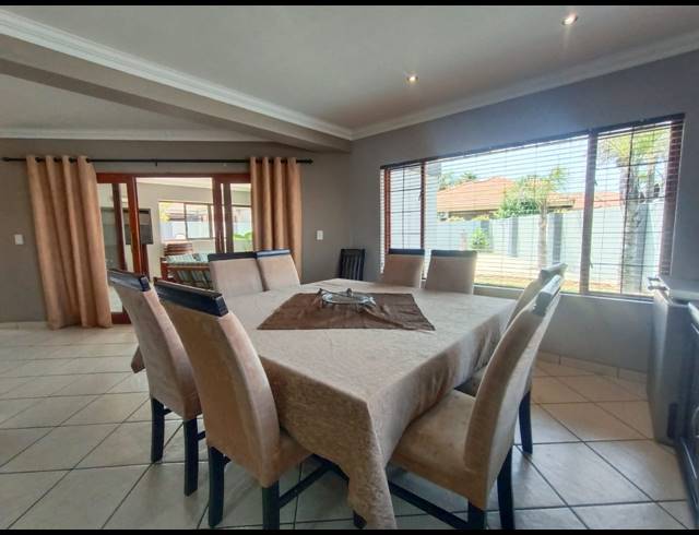3 BEDROOM HOUSE FOR SALE IN VANDERBIJLPARK SE 8